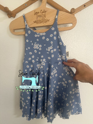 Floral Brielle crisscross- size 4T
