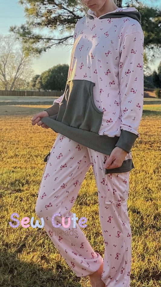 Sweatpants and Sweater SET