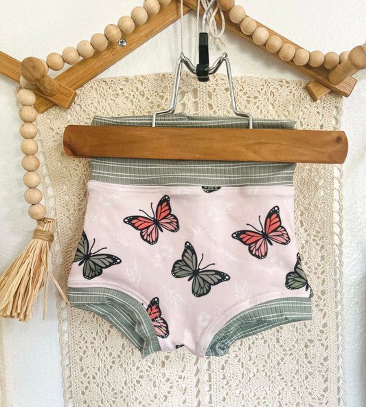 Butterfly Bummies- size 9-12M - Sew Cute Custom Threads